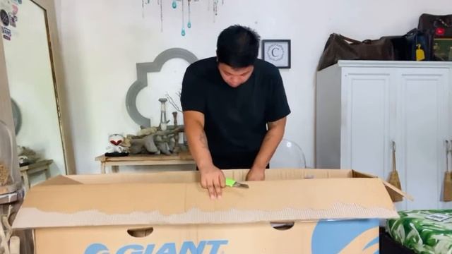 Unboxing my new Giant Talon 1 29er смотреть онлайн