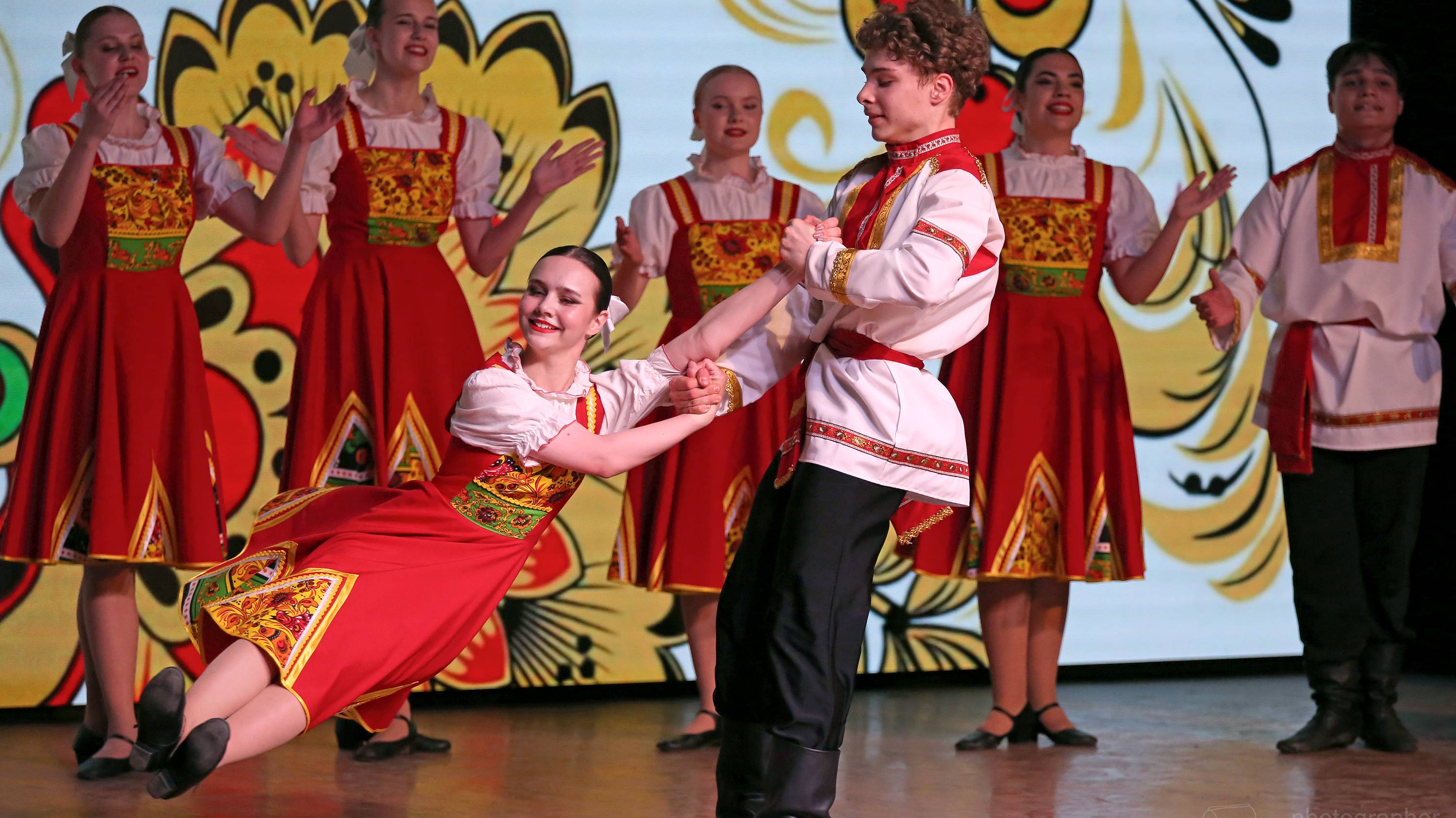 "Плясовая", Студия "Карусель". "Dancing", Studio "Carousel".