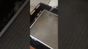 Как почистить решётку вытяжки