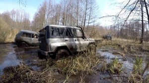 Делаем ставки! Уаз Патриот или Нива на блоках. Кто круче и проходимей на Бездорожье!!!