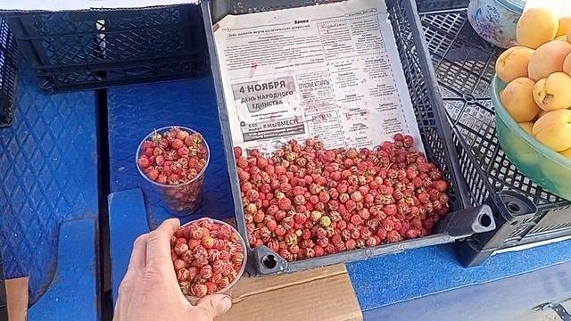 Хвалынская вишня на русском рынке г.Сызрань. Наша лавка .