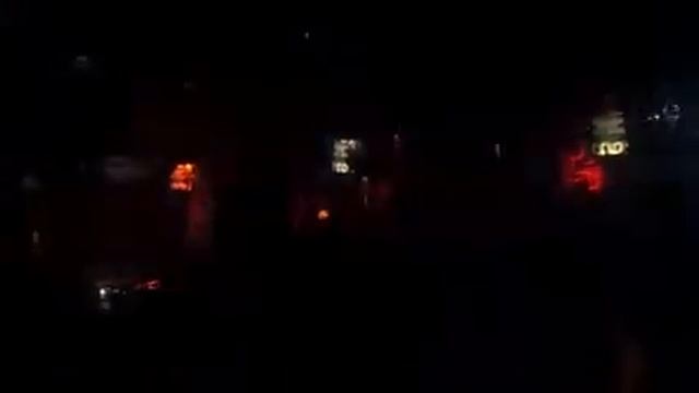 Quick change magic trick at bar смотреть онлайн