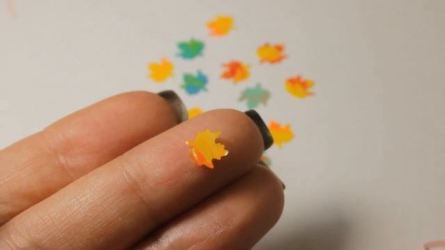 ЛИСТЬЯ ИЗ ГЕЛЯ // ДЫРОКОЛ В ПОМОЩЬ. смотреть онлайн