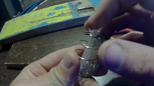 СУПЕР КОРМУШКА ДЛЯ ЛОВЛИ НА РЕКЕ своими руками. Изготовление с нуля! смотреть онлайн