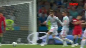 Гол Роналду в ворота Испании