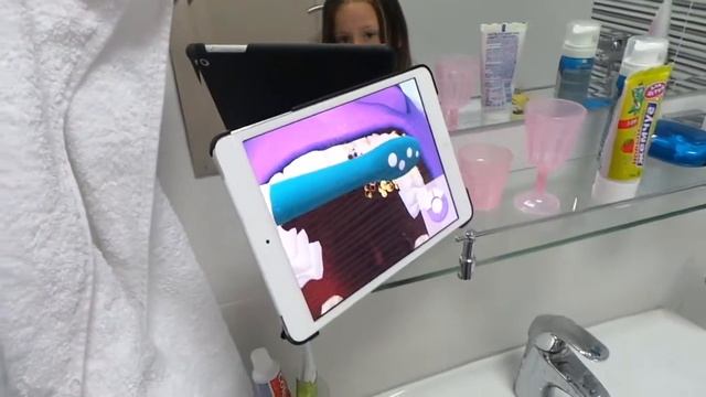 Тестируем детскую зубную щетку Philips Sonicare for kids HX6322 смотреть онлайн