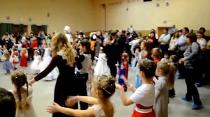 Макс и катя на новогоднем утреннике