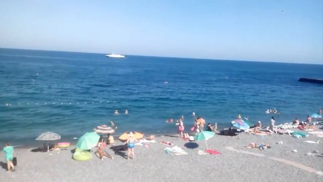 Золотой пляж | Большая Ялта