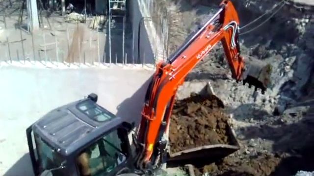 Аренда мини экскаватора в Самаре
