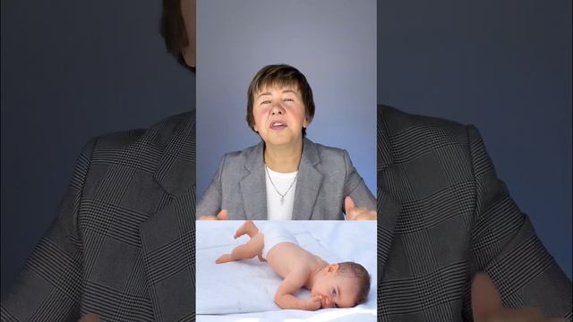 Выкладывание малыша на животик смотреть онлайн