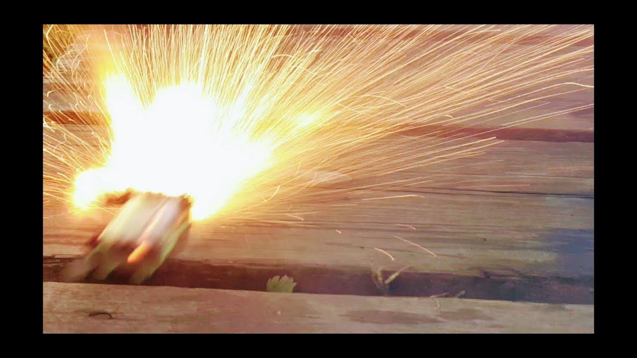 Проткнул Литиевый аккумулятор. Моментальный ВЗРЫВ! Сравнение с Lifepo4. Неужели и он взорвётся? смотреть онлайн