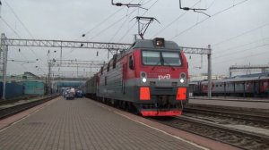 Отправление ЭП1М-705 с поездом Новосибирск — Адлер