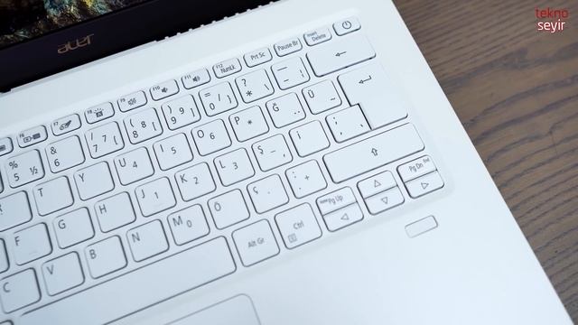 Ultra İnce Acer Swift 5 İncelemesi смотреть онлайн