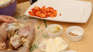 СВИНИНА ЗАПЕЧЕННАЯ С КАРТОФЕЛЕМ В ДУХОВКЕ , ВСЕГДА ТАК ГОТОВЛЮ .