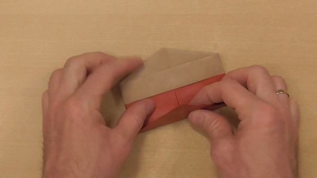 Как Сделать Кепку из Газеты с КОЗЫРЬКОМ; How to make a cap from a newspaper with a visor смотреть онлайн