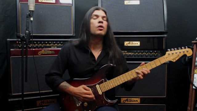 Gustavo Di Padua - Here I Come смотреть онлайн