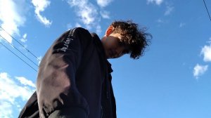 Затопленное бетонное кольцо бункера уходит под воду на реке Клязьма