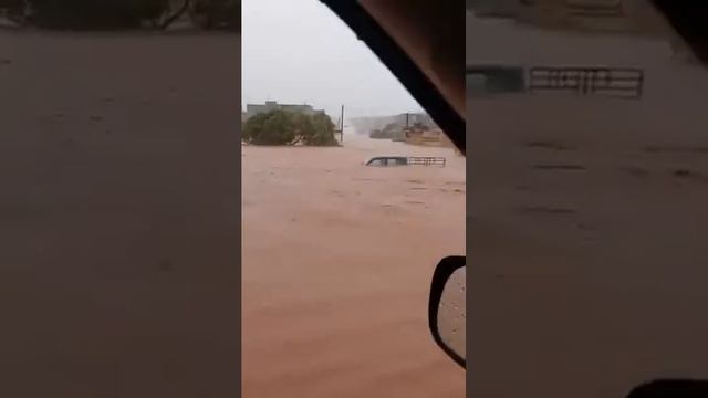 Наводнение в Ливии уничтожает остатки среднего класса