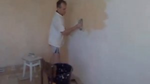 нанесение жидких обоев.mp4