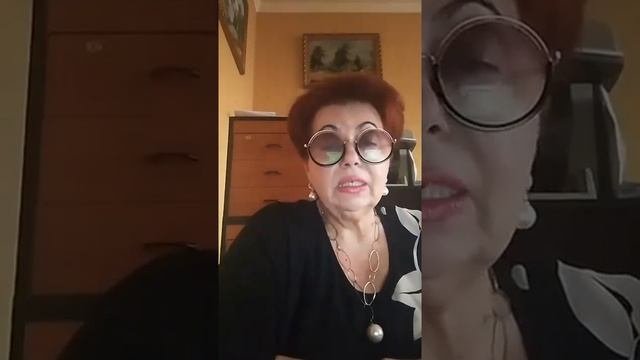 Чем подкормить цветы для обильного цветения