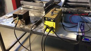 Инвертор 12в220