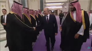 Путин  в Саудовской Аравии ...