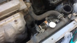 Промывка системы охлаждения "Кротом" мазда фамилиа 99г.в.