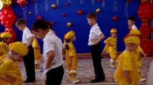 Поздравление малышей на выпускном утреннике (Видео Валерии Вержаковой)