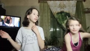 ВОПРОС ОТВЕТ С СЕСТРОЙ👉У НЕЁ ЕСТЬ ПАРЕНЬ? ЕЙ 14 ЛЕТ❌