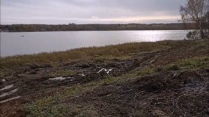 Остыла в озере вода... стихи В. Крылов, А. Михайлов ; музыка и исполнение А. Михайлов