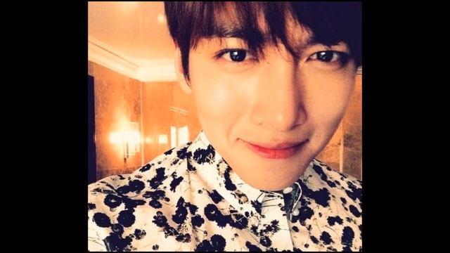 ❤ Чжи Чан Ук - мастер селфи ❤ Сам себе фотограф ❤ смотреть онлайн