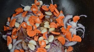 МЯСО БАРАНИНА В ПИВЕ в КАЗАНЕ на КОСТРЕ. Хашлама тушёное мясо с овощами.И МЯСО И РЫБА