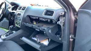 Volkswagen Jetta 6 оклейка декоративных пластиковых вставок