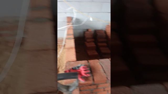 дом по проекту Z273, строительство внутренних перегородок из полнотелого кирпича . смотреть онлайн