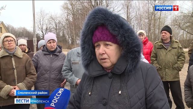 "Никак не добраться до города". Жители деревни в Смоленском районе жалуются на отсутствие маршруток