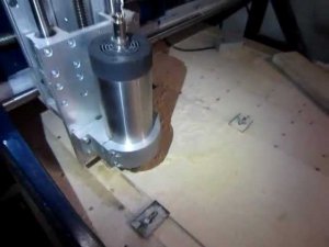 Раскрой, резка фанеры на станке с ЧПУ