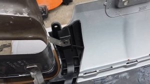 How to remove and install rear bumper on a Volvo XC60 inscription 2017