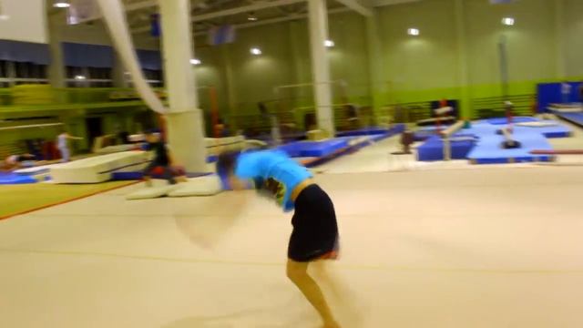 Vladislav Maksimov-The Old.. смотреть онлайн