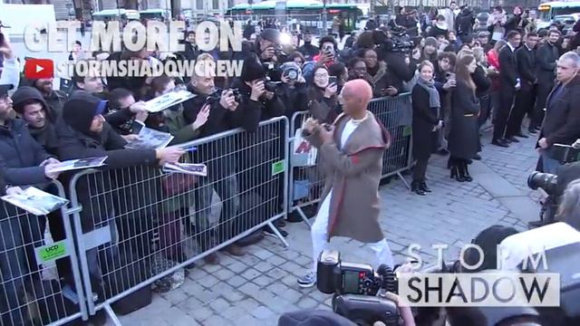Jaden Smith attending the 2018 Louis Vuitton show in Paris смотреть онлайн