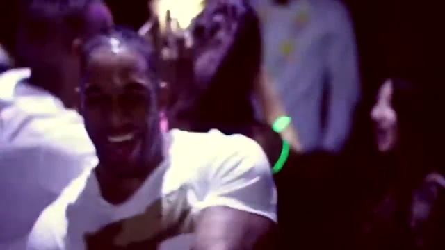 Reggaeton +Us by Kevin Dilani &Jordan Manguin смотреть онлайн