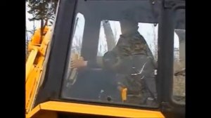 ДЭМ 114 экскаватор погрузчик ДОРЭЛЕКТРОМАШ