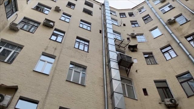 Прогулка по фактурным местам Москвы смотреть онлайн