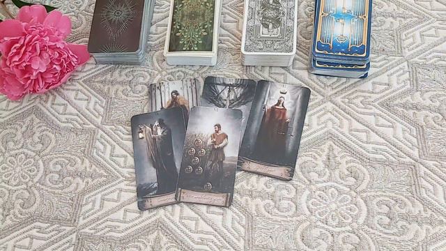 💯ЧТО СЕЙЧАС ПРОИСХОДИТ С МУЖЧИНОЙ ИЗ-ЗА ВАС?😲 Что чувствует, что думает?🔮 Таро гадание онлайн смотреть онлайн