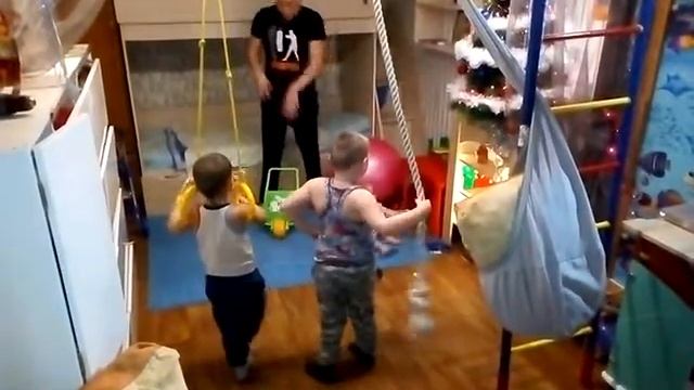 Супер развитие детей 3-5лет. Папа дети. Многодетная семья. смотреть онлайн