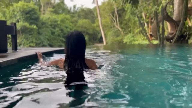 swim in the river club Bali gianyar.