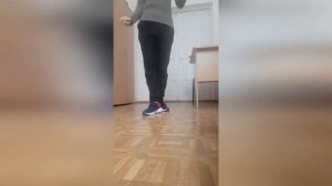 учусь танцевать Чарльстон  - урок 1