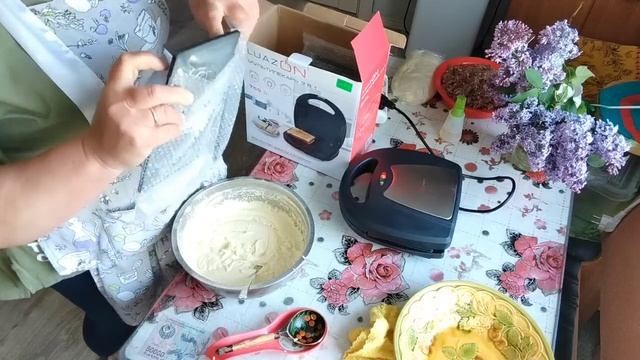 Наляпала пельмени и спекла вафли. смотреть онлайн