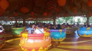 ДИСНЕЙЛЕНД в Шанхае | Катаемся на аттракционах | Невероятное ВЕЧЕРНЕЕ ШОУ!