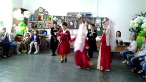 Адыгейский танец на празднике окончания 3 класса