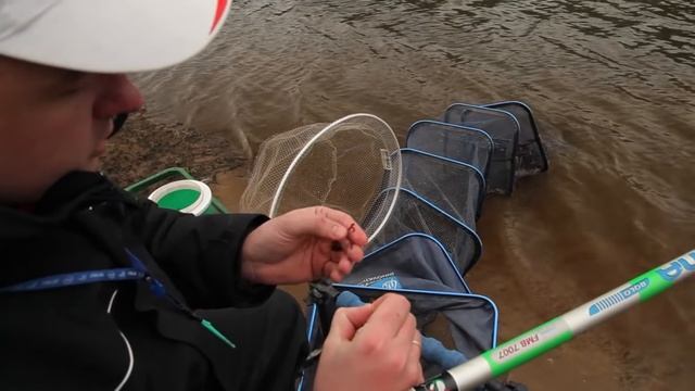 Ловля на Болонское удилище. Поплавочные истории (1 серия)Ловля на Болонское удилище. Поплавочные ист смотреть онлайн